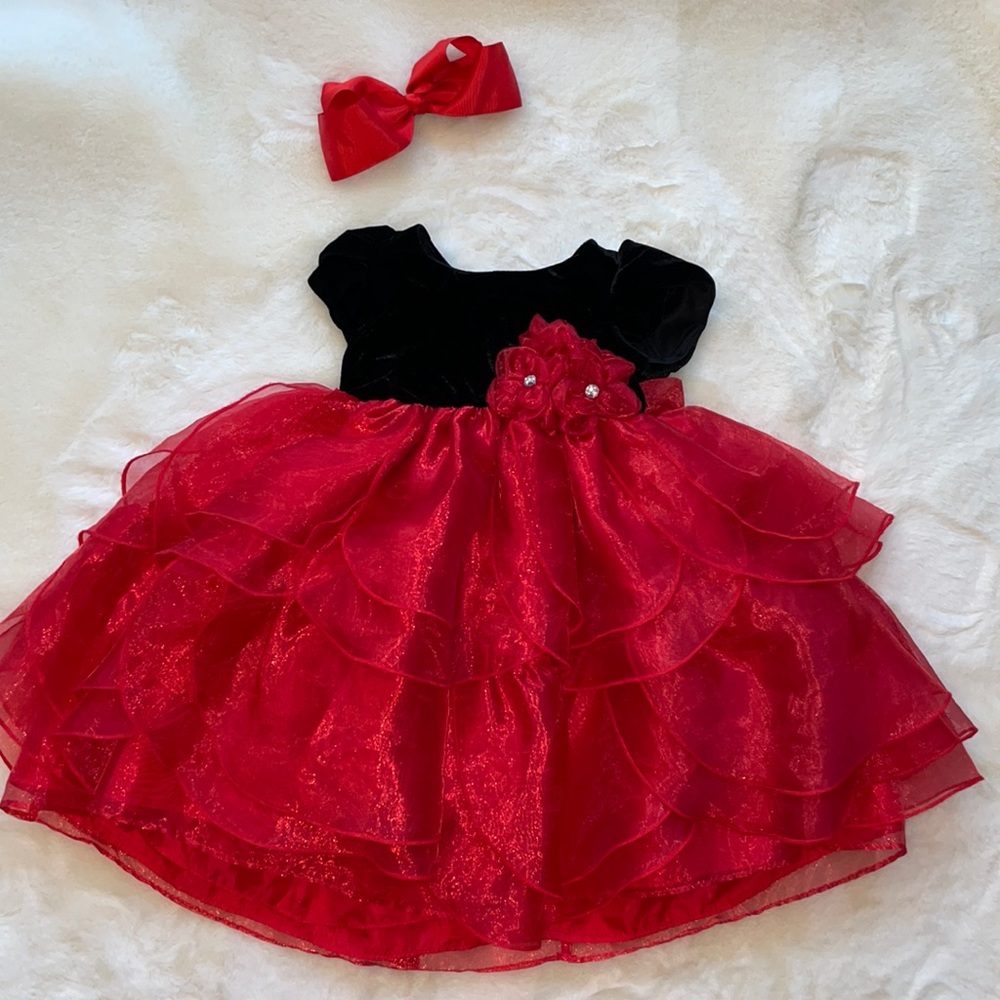 Stunning Christmas holiday dress! Perfect for Santa! Size 3t. Tutu velvet